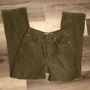 Men’s green corduroy pants